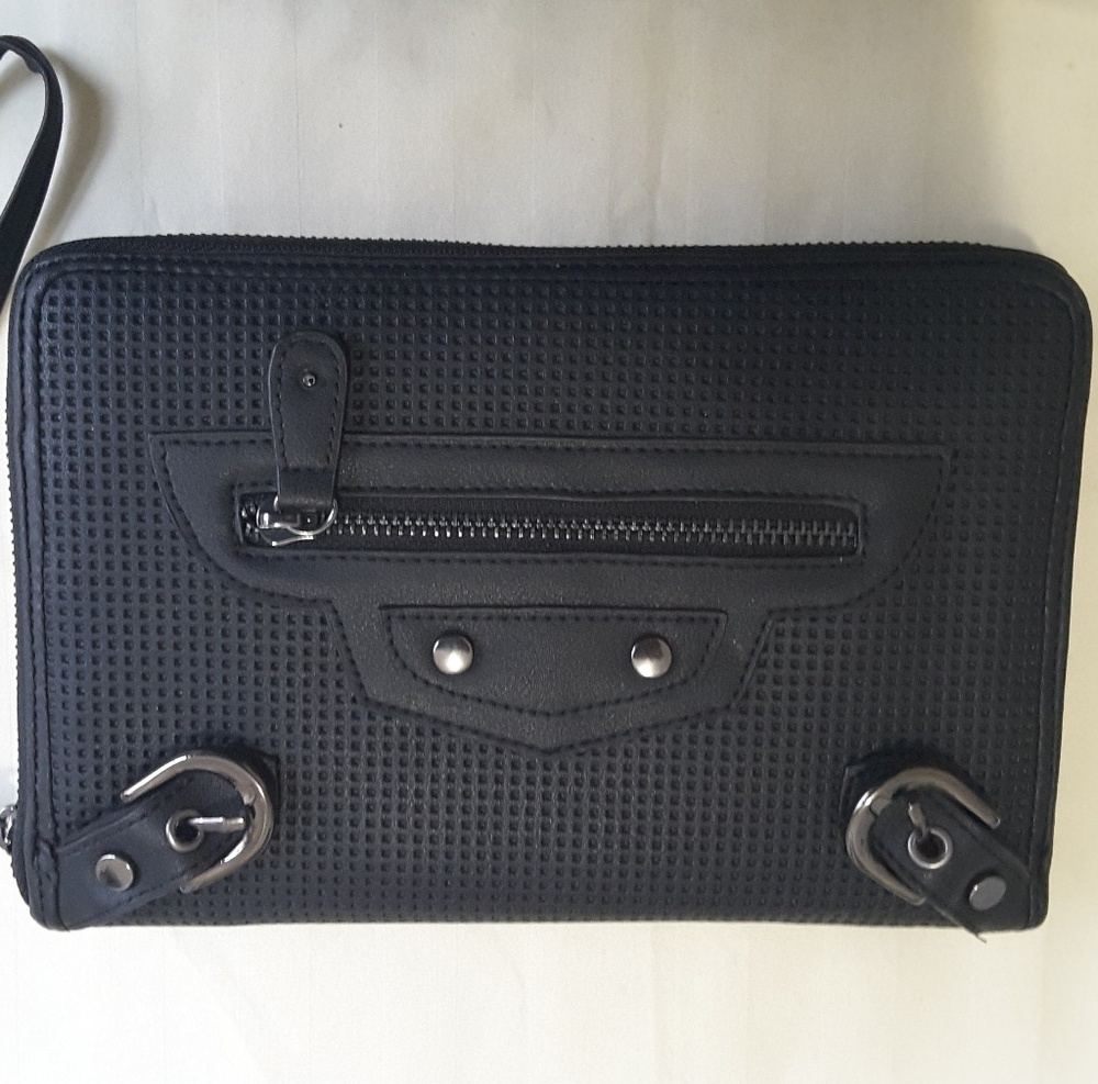 Full Size Wallet / Wristlet